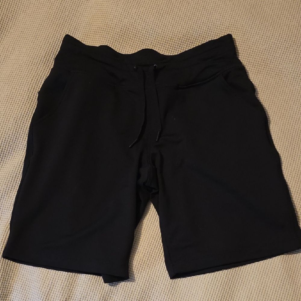 Mondetta Men's Black Athletic Shorts